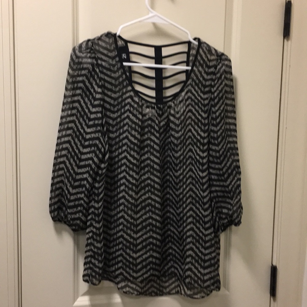 Black and cream tunic with pretty back detail